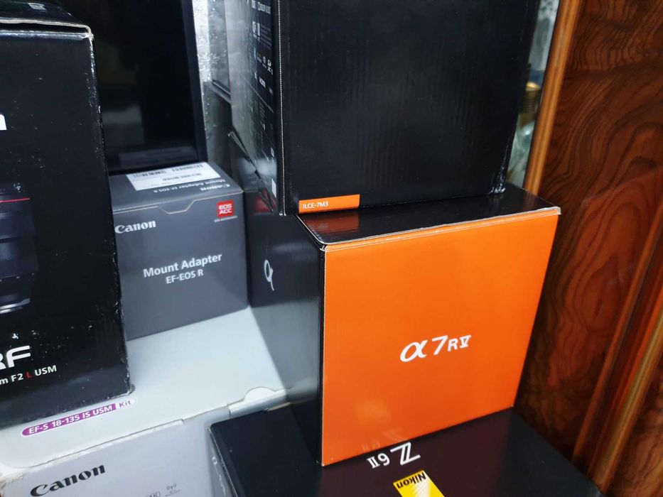 Фотоаппарат  Сони 7RV в упаковке новый пробег 5кадр