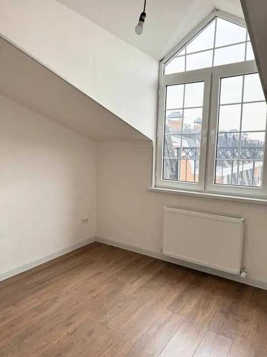 4-комнатная квартира Дуплекс в Greenwich 87м2, Евро ремонт, ор-р Узбум