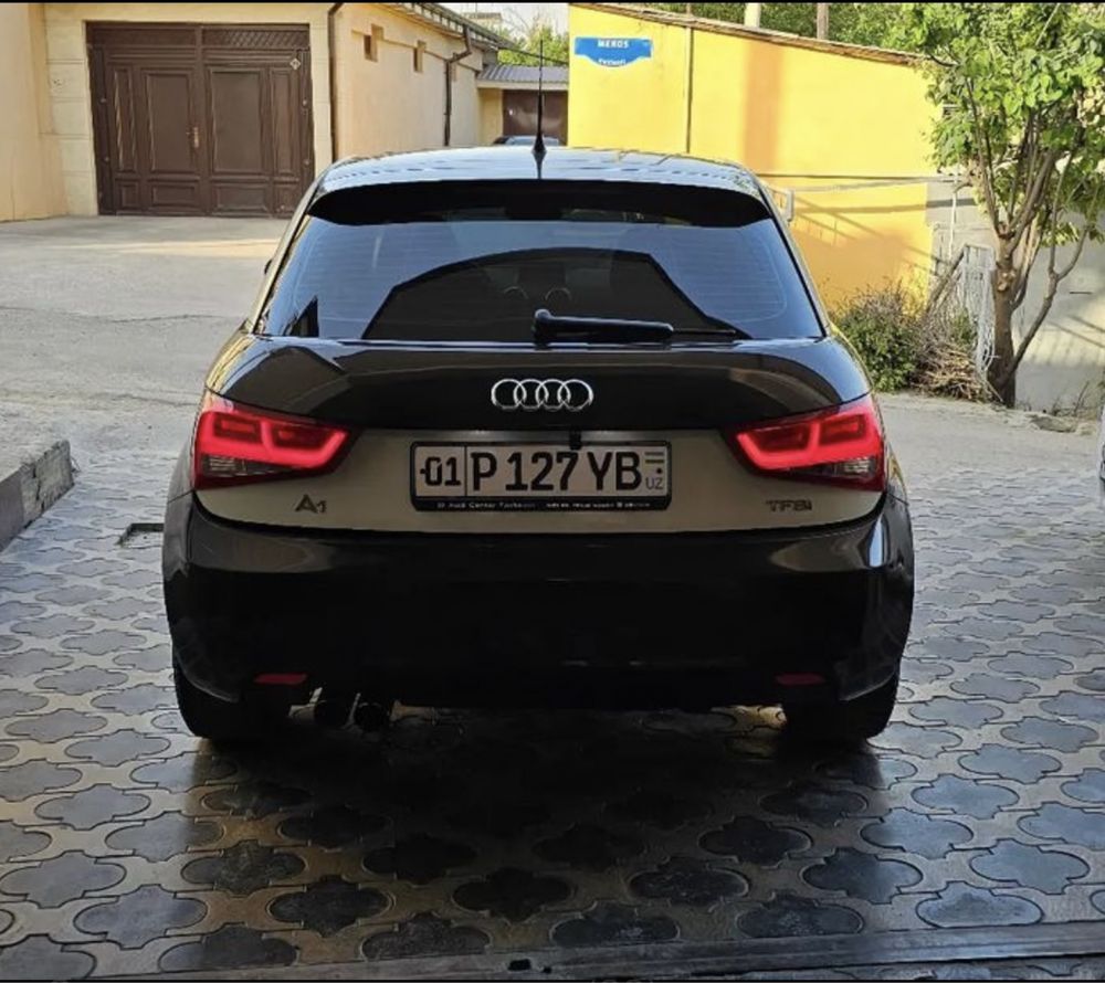 Audi A1 1.8 turbo sport car