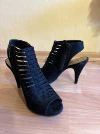 Дамски черни  официални обувки