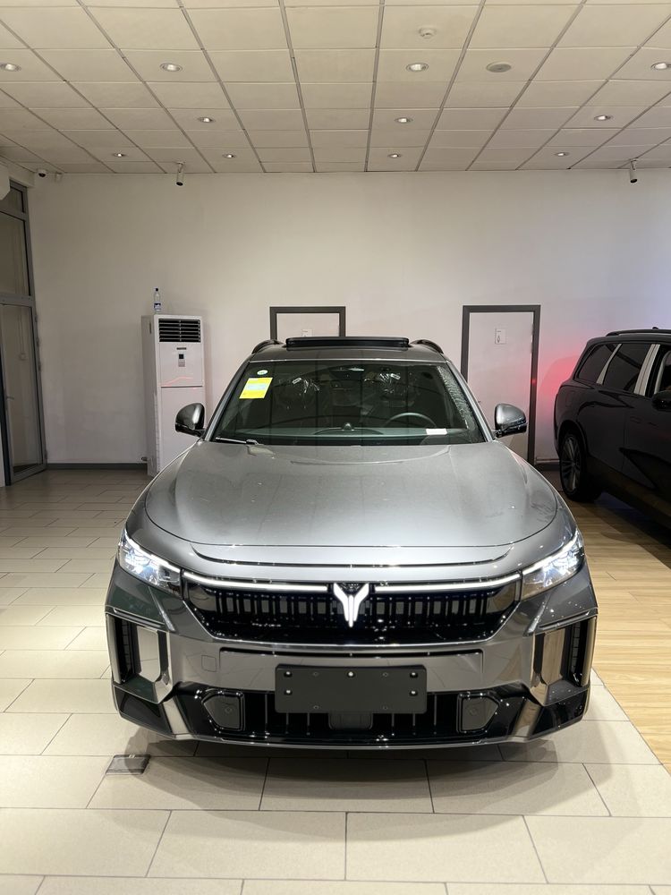 Voyah Free 2025 restyling 318