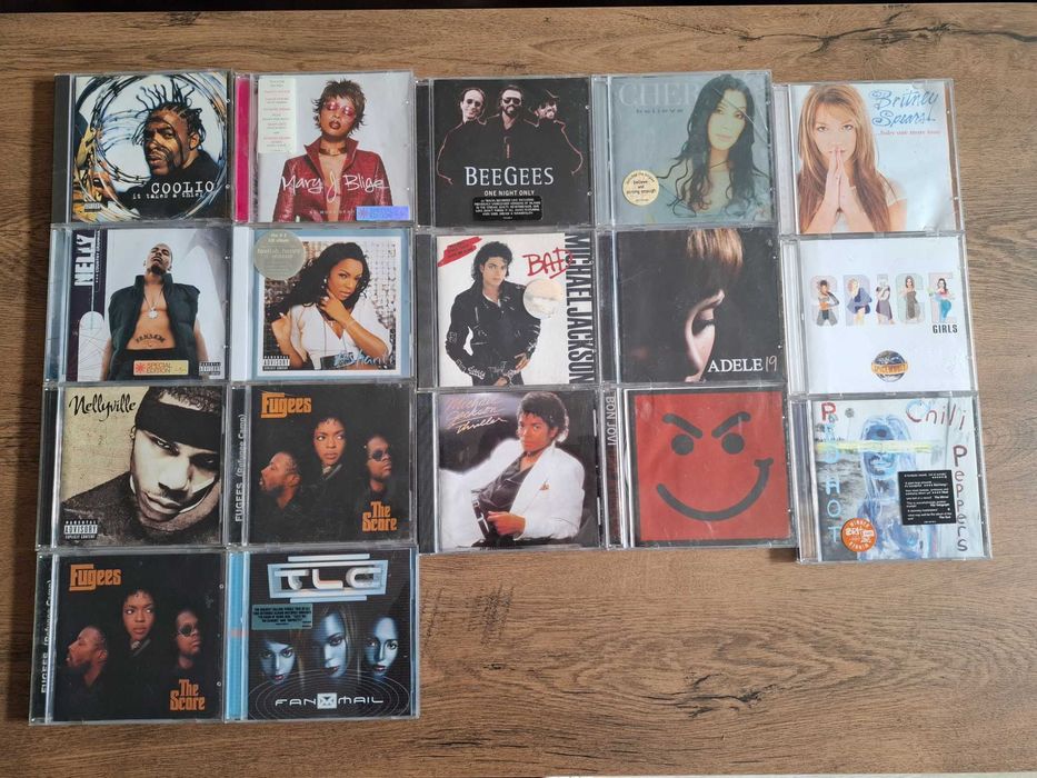 CD-та - Michael Jackson / Bee Gee's / Bon Jovi / Britney Spears и др.