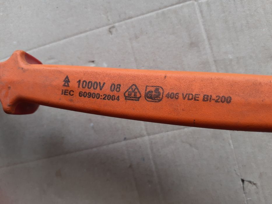 Cleștei Patent și Clește Dezizolat Unior 1000v italia