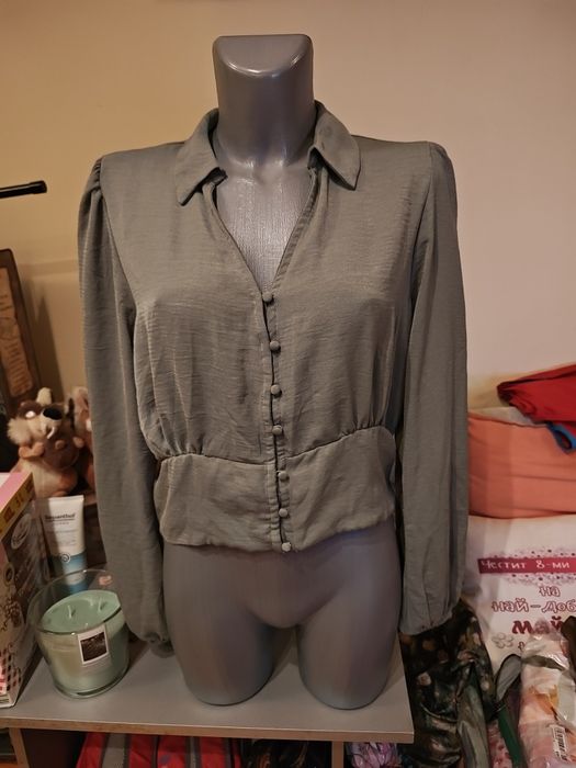 Дреха, цвят маслинен.