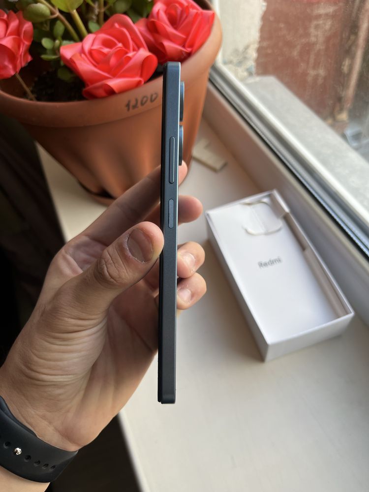 Redmi 13C 8/256g