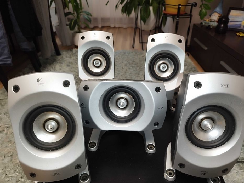 Sistem complet Logitech Z 5500 + placa sunet Logilink 7.1