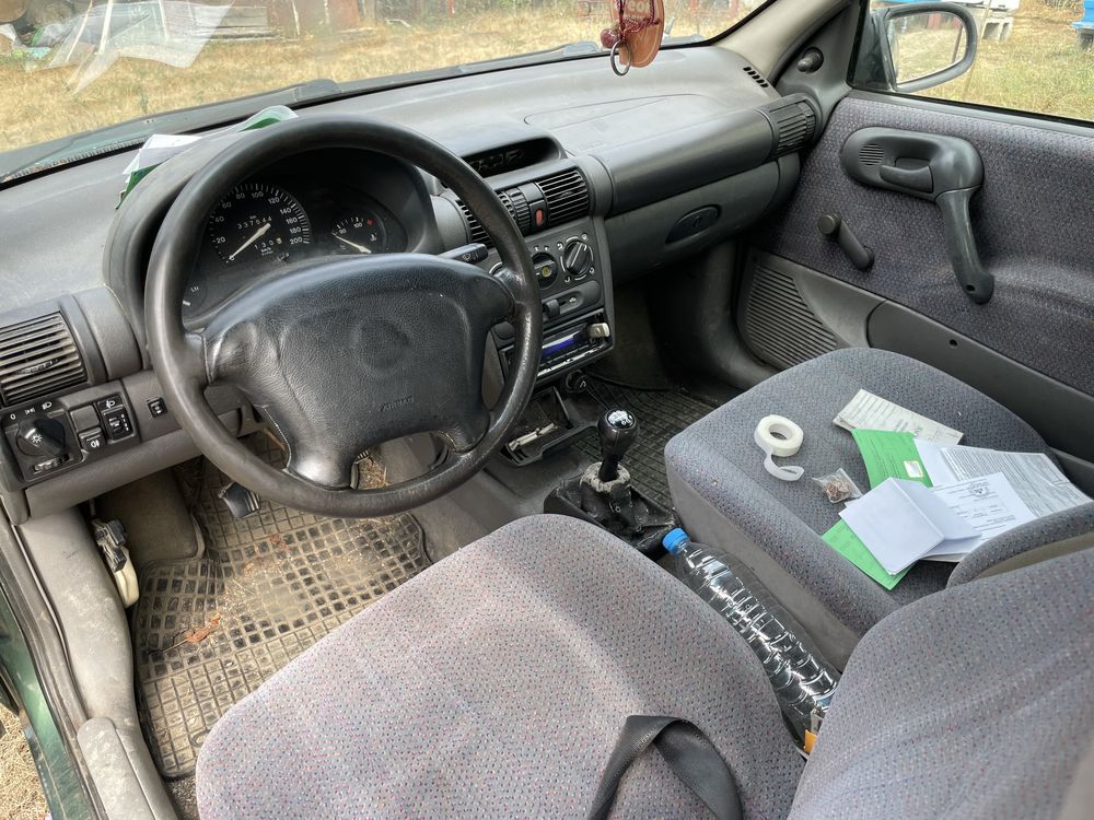 Opel corsa 1.4 на части