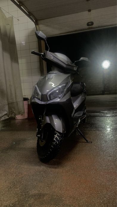 Продам мопед М8 про