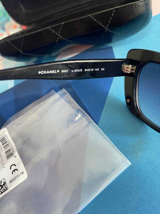 ORIGINAL CHANEL солнцезащитные очки, форма кошачий глаз