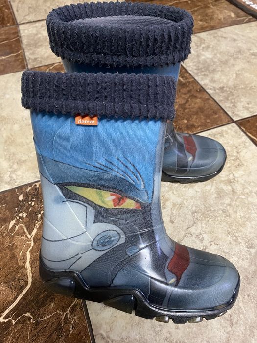 Ботуши Demar и други подарък