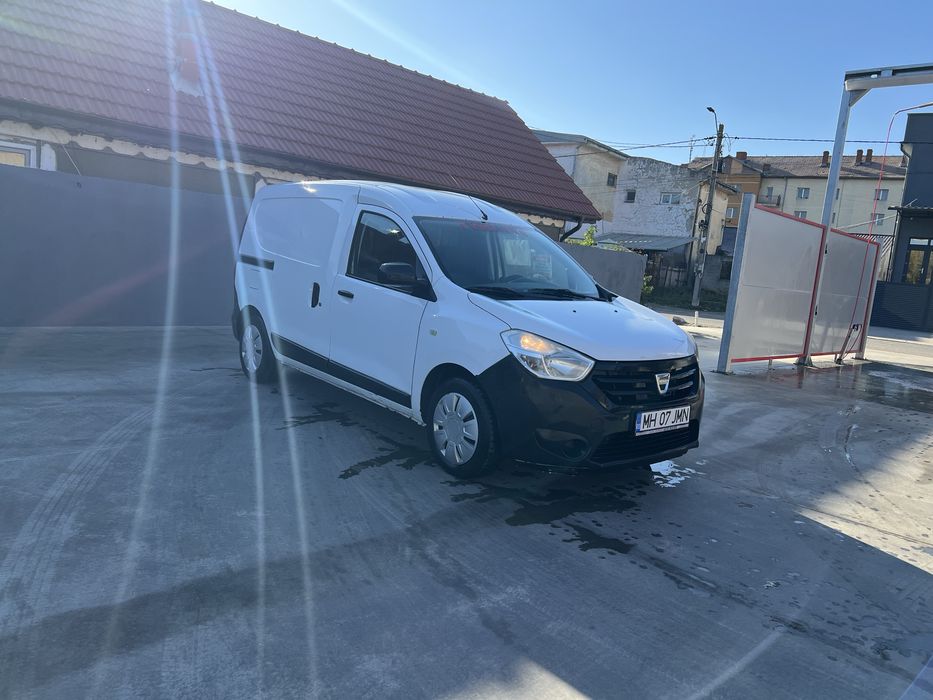 Dacia dokker an 2014 motor 1,5 dci pret 3700 euro
