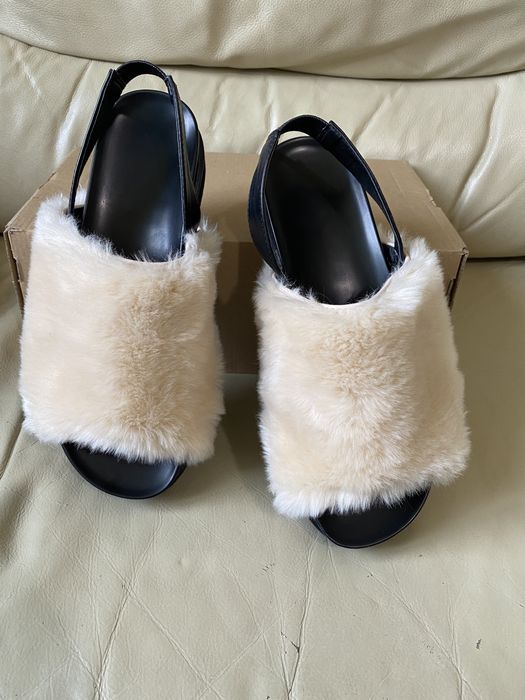 Дизайнерски дамски сандали