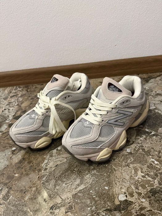 Adidasi New balance femei