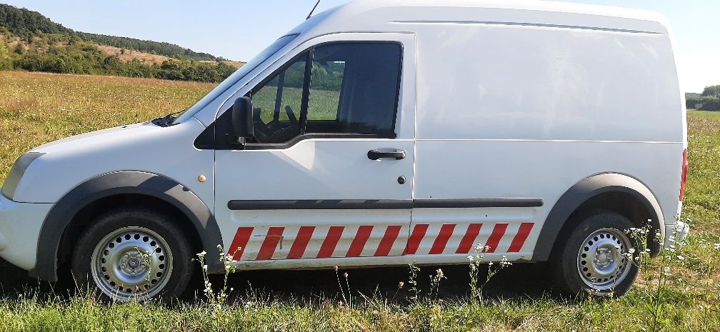 Vând Ford Transit Connect