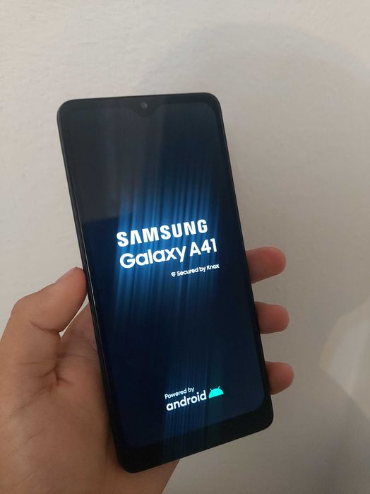 Samsung a41 в хорошем состоянии