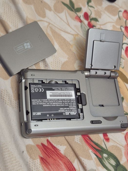 Gps Pad Asus +suport si husa