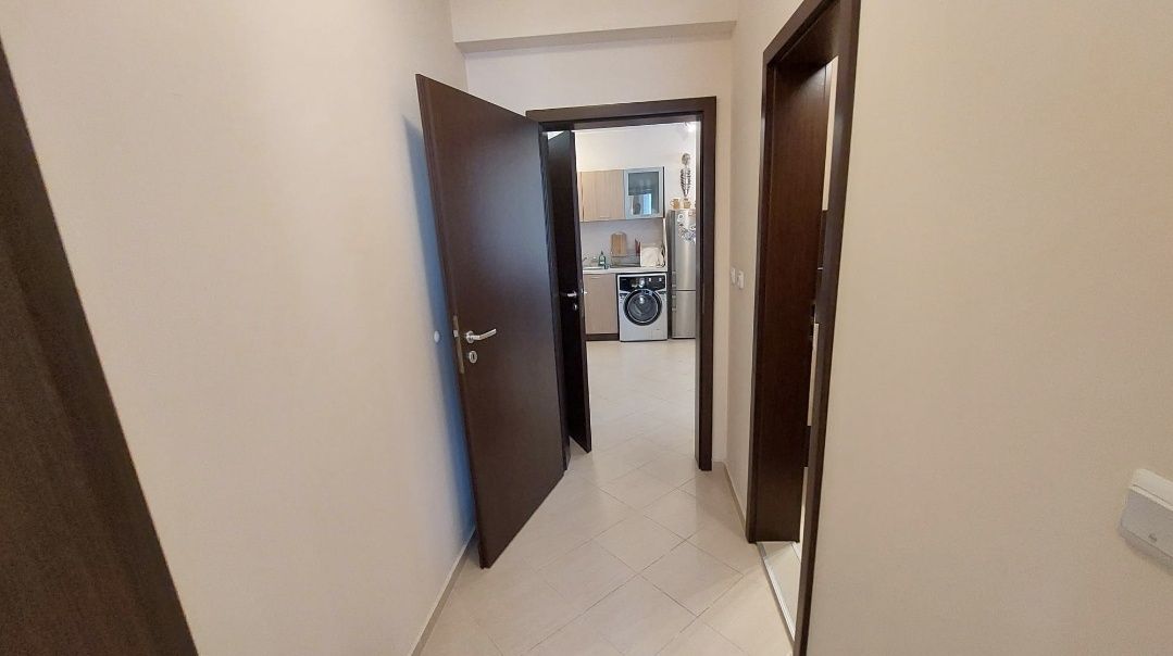 Продава се Тристаен апартамент в к.к. Слънчев бряг - 106 кв.м за 991 €/кв.м - Снимка #10