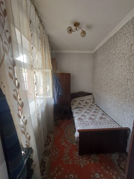 Срочна сотилади Янгиҳаёт 9-худуд  3-хона