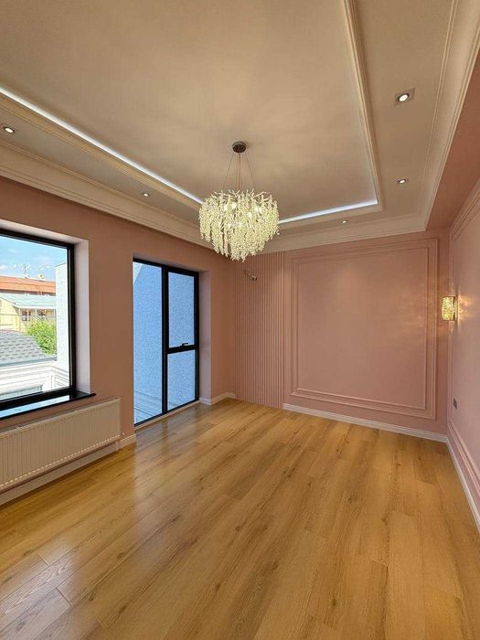 Продается шикарный дом  3,15 соток 350м2