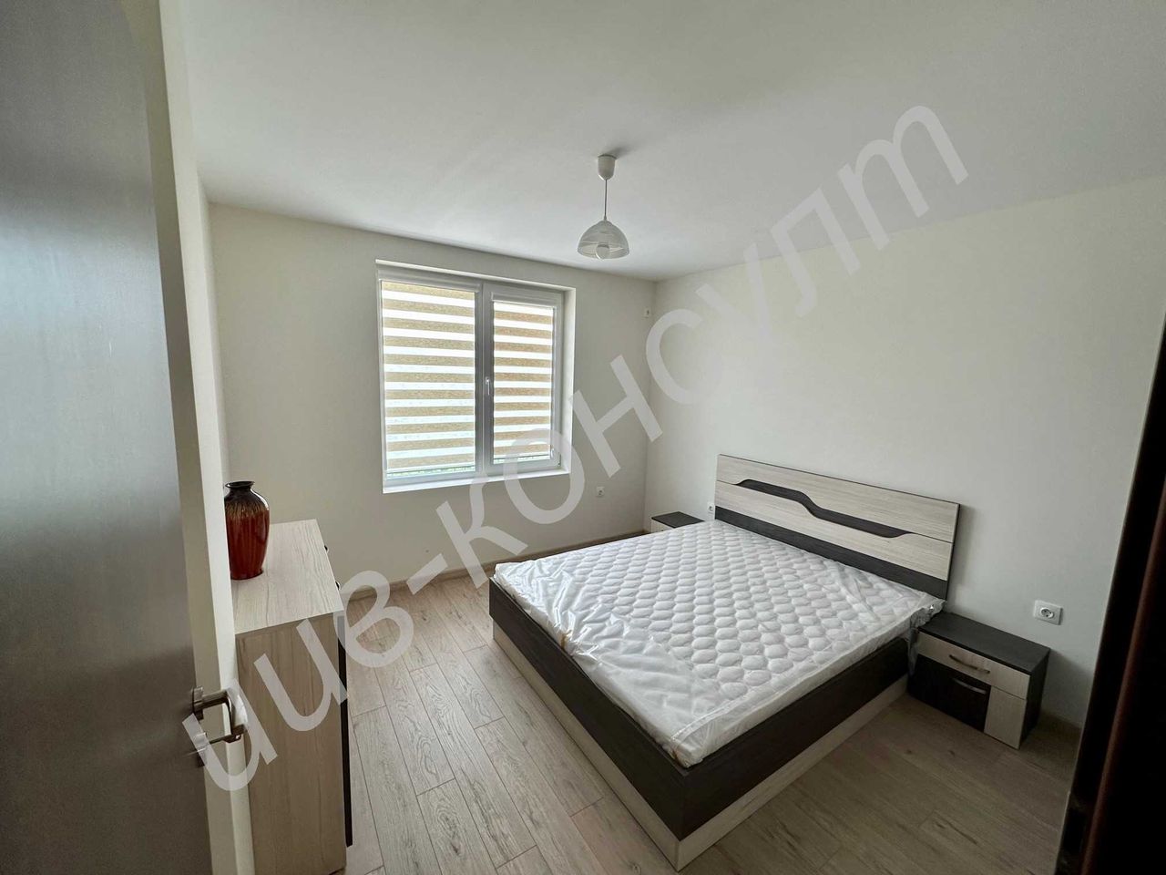 Продава се Двустаен апартамент в Велико Търново, Бузлуджа - 70 кв.м за 1572 €/кв.м - Снимка #2