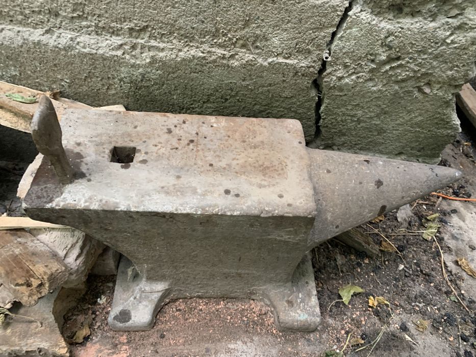 Продается наковальня