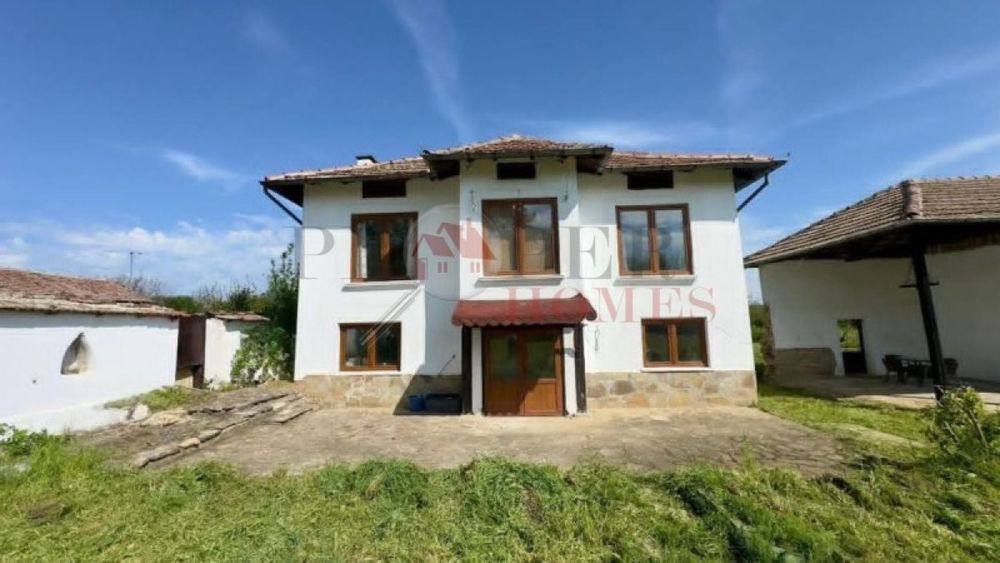 Продажба Къща гр. Велико Търново - с. Ресен 120m²