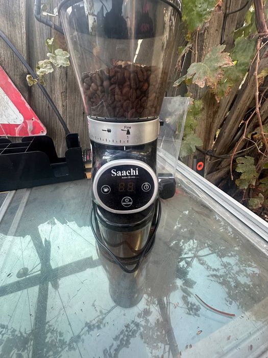 Кофемолка Saachi