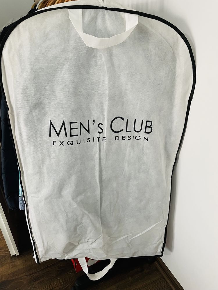 Costum mire Men’s Club