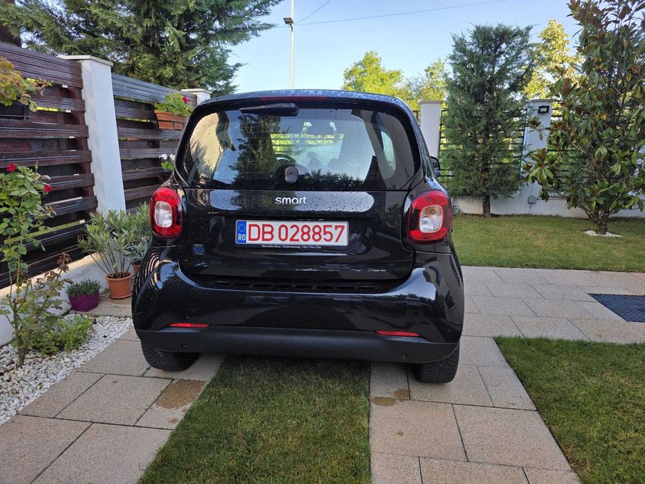 SMART FORTWO EQ Automat, 82CP,2022,21600KM