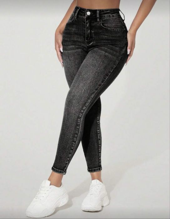 Нови ефектни дънки