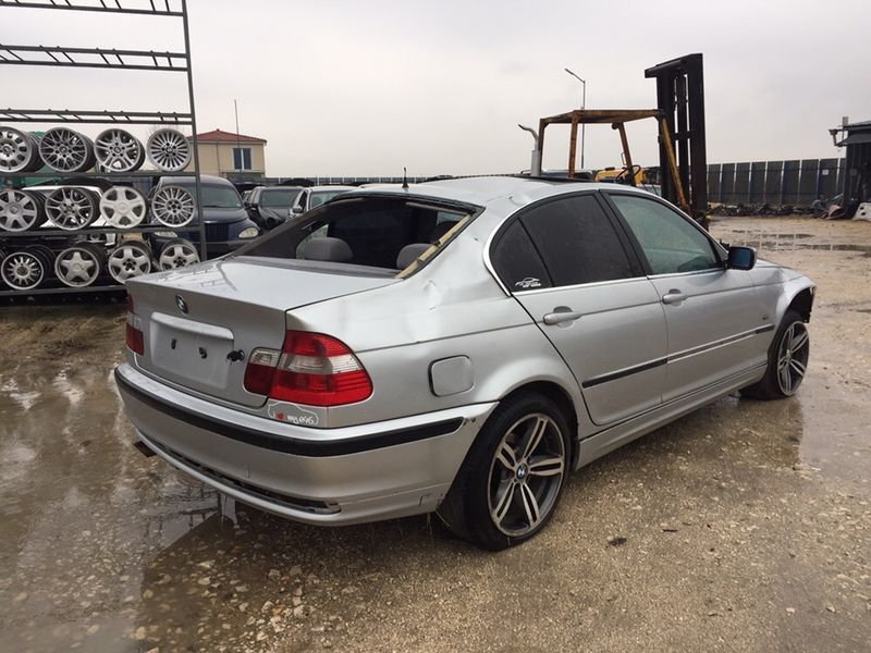 BMW 323i 170к.с на части