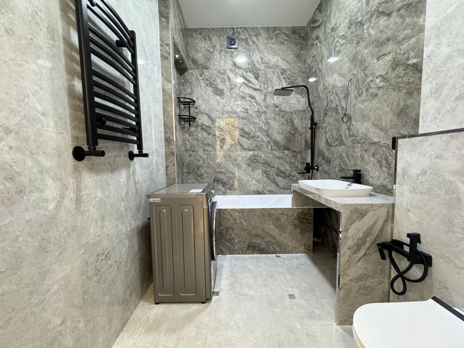 3/10/11 ц 5, Muhtasham, Финансовый институт