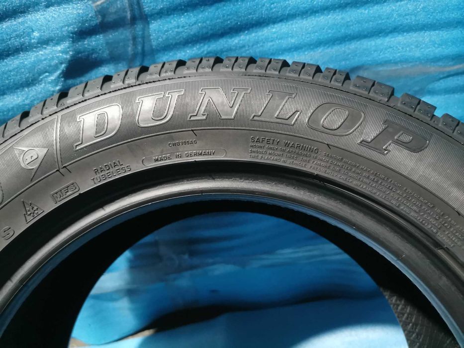 225 55 16 dunlop m+s 2 buc