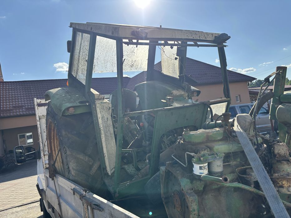 Dezmembrez john deere 2130