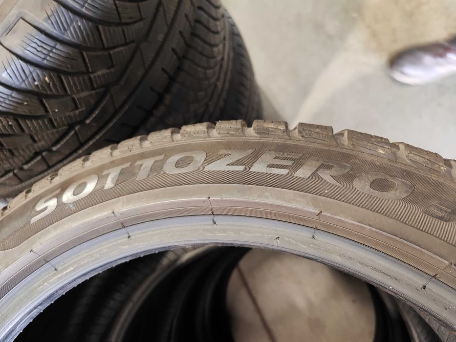 4бр.зимни гуми 225/45/18 Pirelli