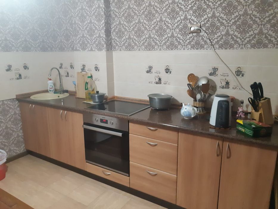 Продам кухню со встроенным электрооборудованием