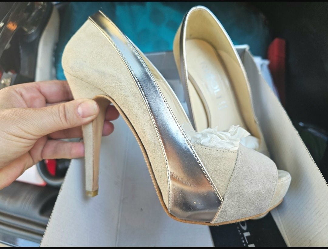 Pantofi masura 37