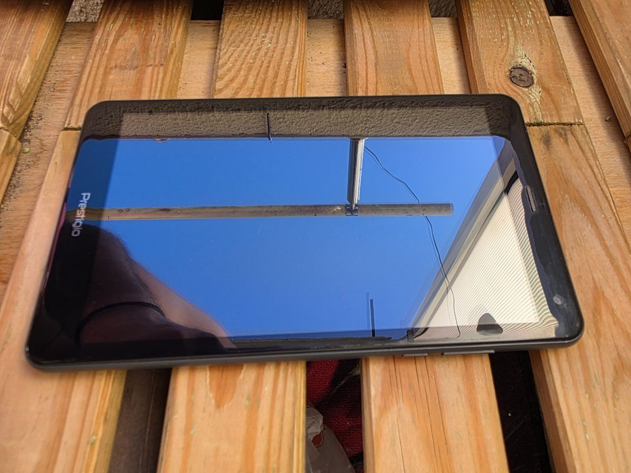 Таблет Q pro 8 инча