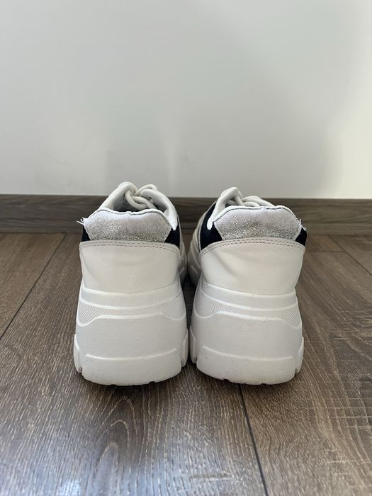 Маратонки 38 номер