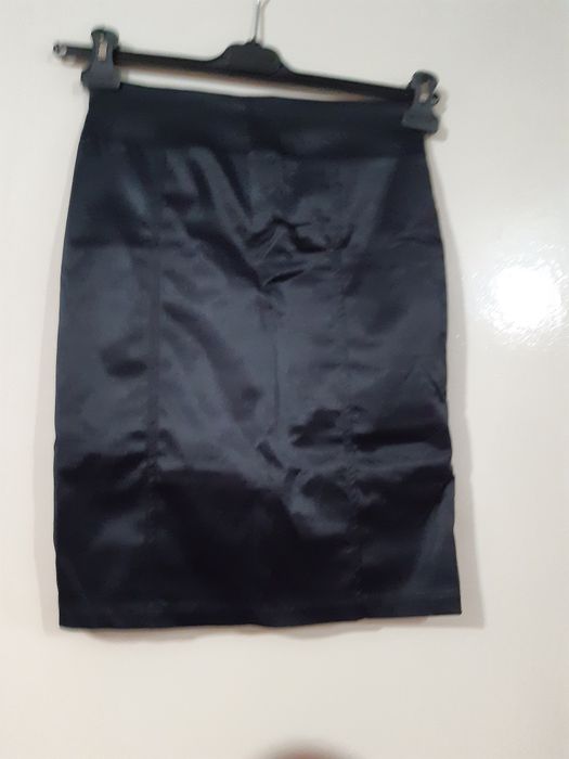 Fuste in stare foarte buna