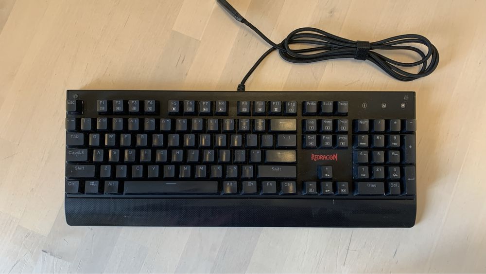 Tastatura mecanica Redragon Kala, iluminare RGB