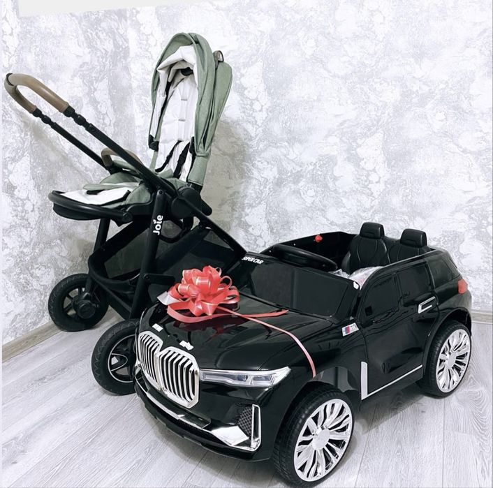 Продам машину детскую