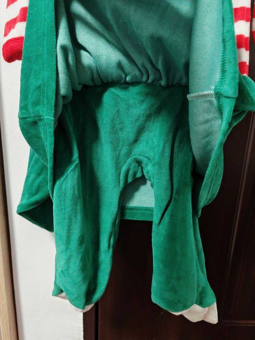 Costum de spiriduș nou cu eticheta