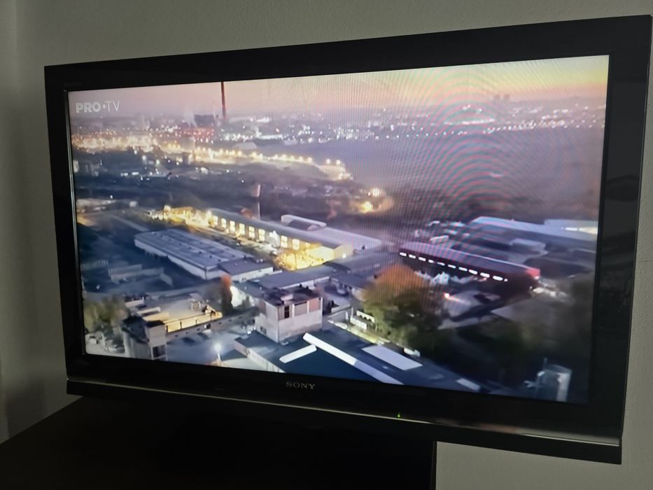 Televizor sony cu diagonala  116