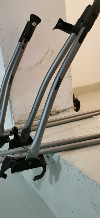 Pachet suport biciclete Thule FreeRide 532, 2 buc,pe bare transversale