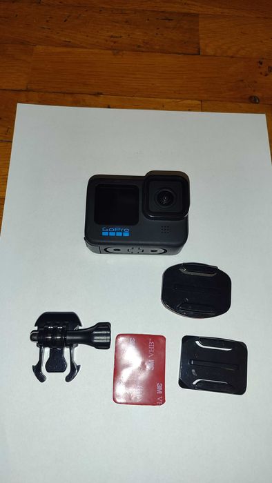 GoPro Hero 10 că noua cu accesorii