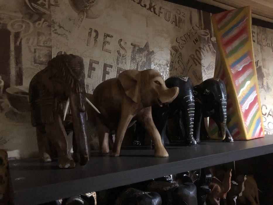 Продаю коллекцию слонов