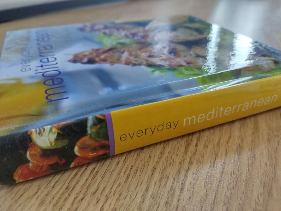 Готварска книга за средиземноморски  рецепти на английски език