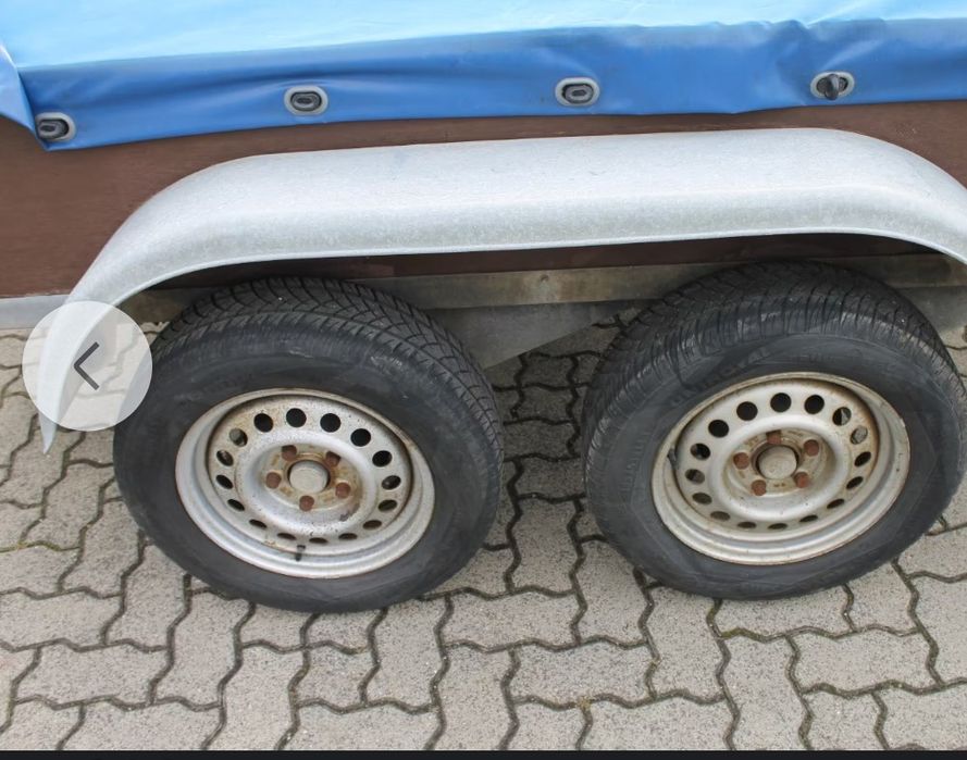 Remorca auto 1600 kg.cu sistem de frânare