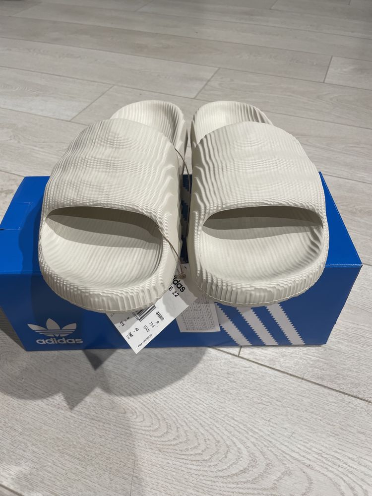 Adidas papuci adilette 22